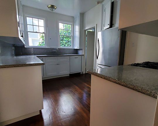 2nd image of 326 N Orange Dr #1