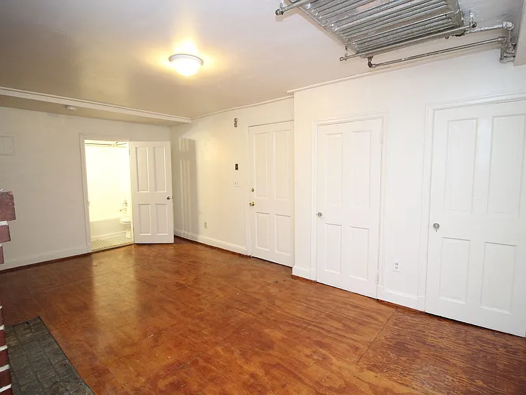 1224 Saint Paul St — Photo 4