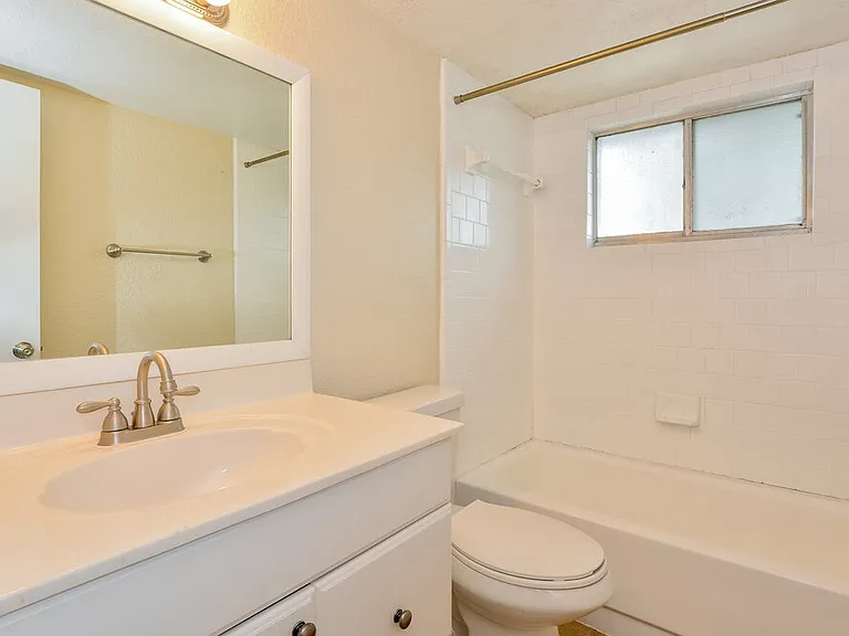 608 Pheasant Ave — Photo 11