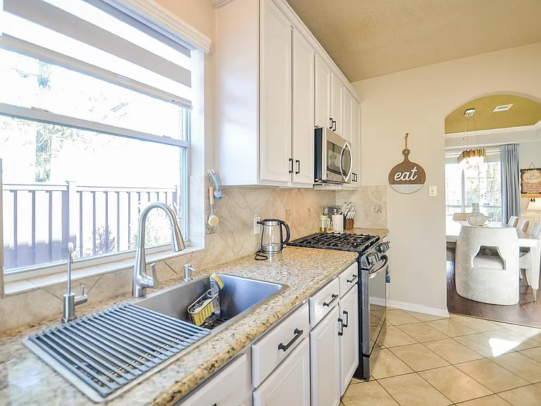3115 Sachse Ct — Photo 9