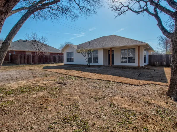 651 Lakeshore Blvd, Oak Pt, TX 75068