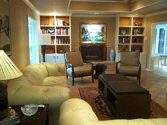 4th image of 121 Seaview Ln