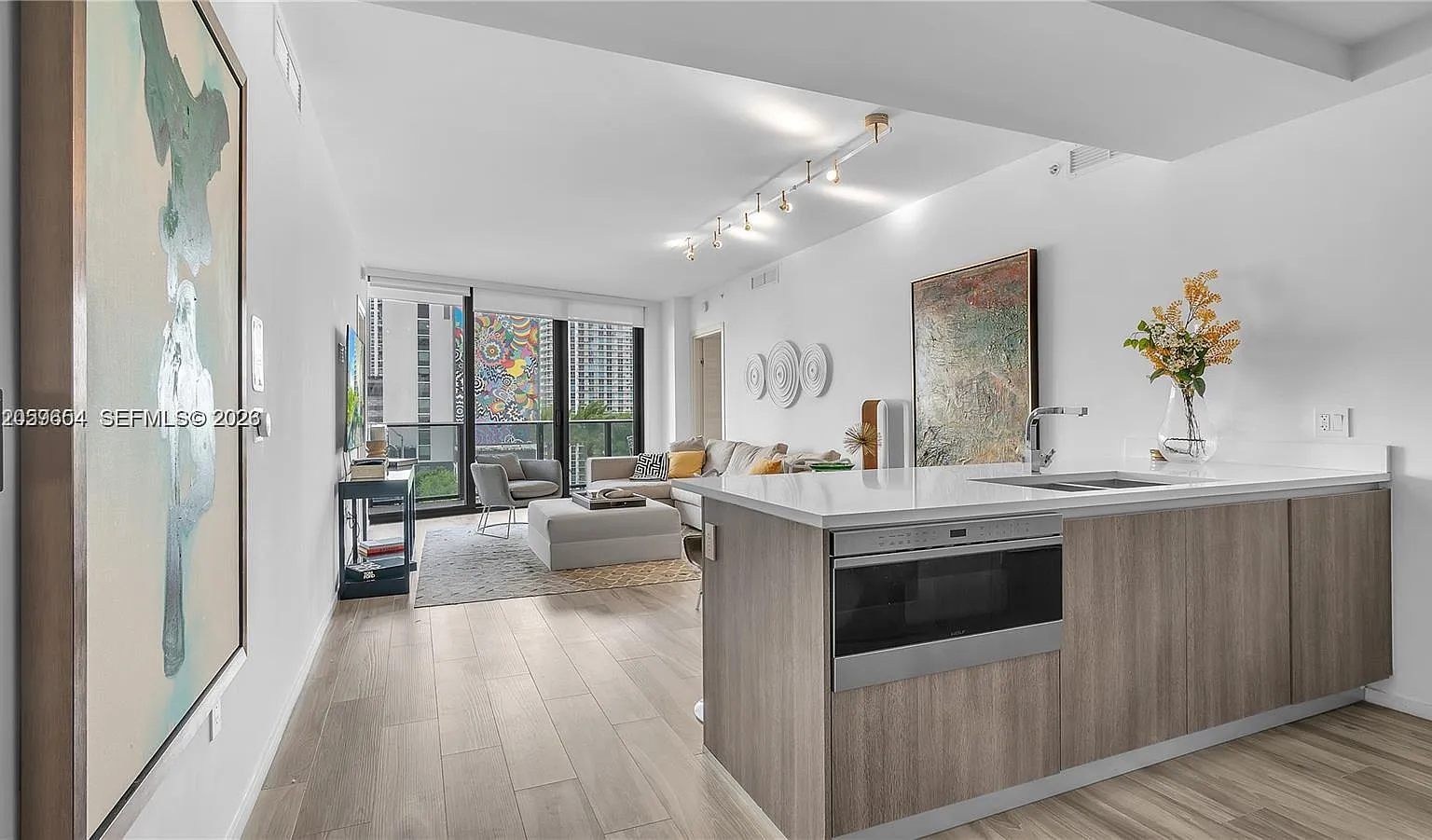 801 Sma Residences Condo — Photo 3