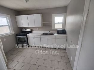 140 Summit St APT 2, Pontiac, MI 48342