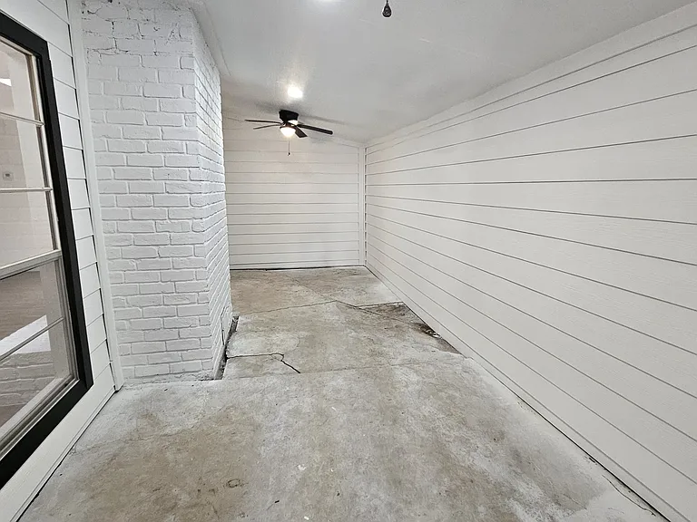 11811 Gardenglen Dr — Photo 15