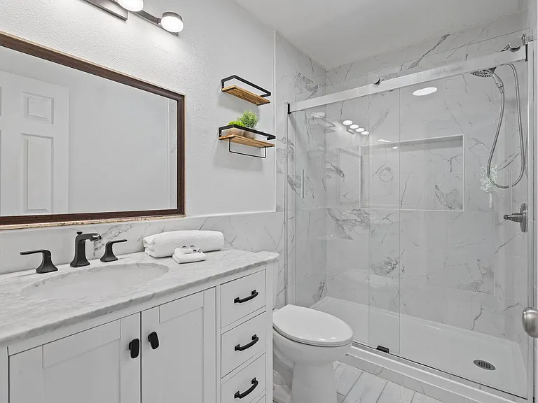8526 N Haven Ave — Photo 31