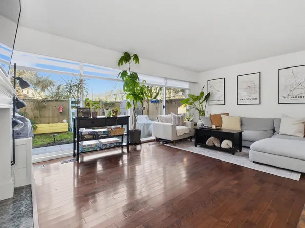 2969 Mira Pl, Burnaby, BC V3J 1B7