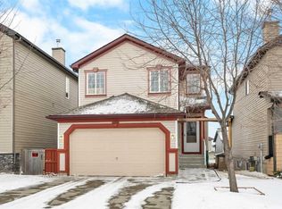 116 N Covepark Rise NE, Calgary, AB T3K6G2