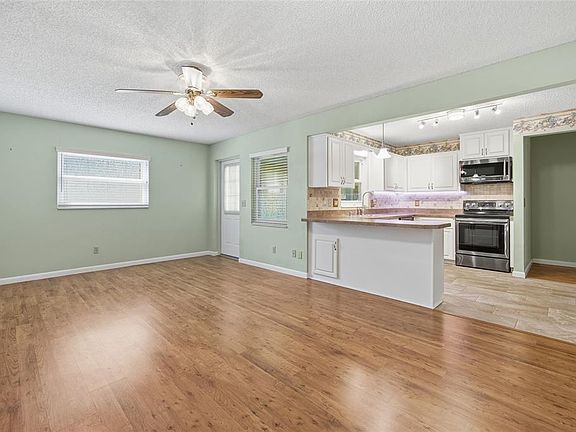 3rd image of 8350 SW 93rd Ln Unit D