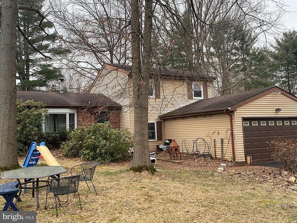 2nd image of 152 High St