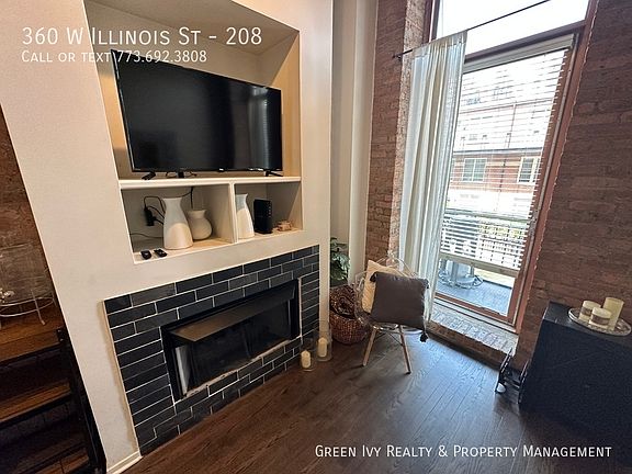 4th image of 360 W Illinois St APT 208