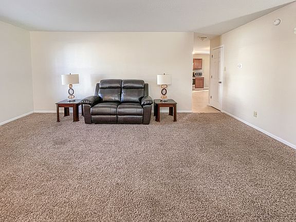 5th image of 11419 Presidio Dr