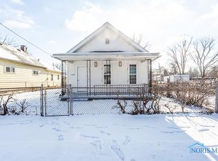 1669 Pinewood Ave, Toledo, OH 43607