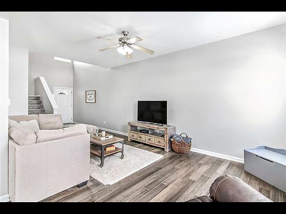 4th image of 263 Bent Grass Cir Unit E