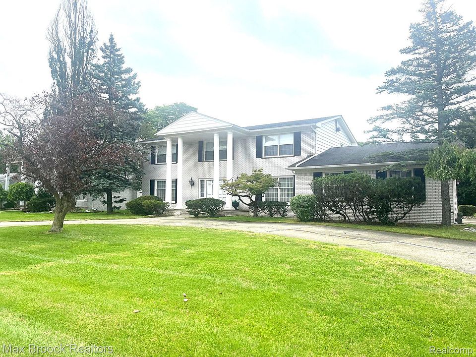 1st image of 22625 Twyckingham Way