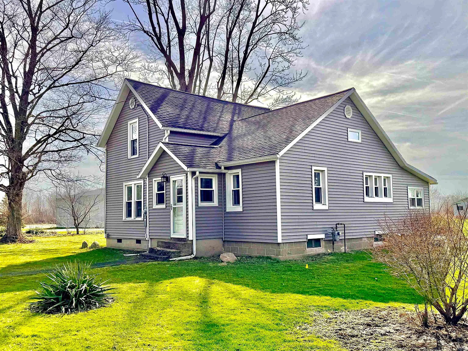 1461 Queen Rd photo 1