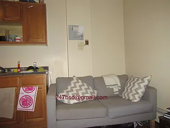 Rented by Lucky Apt Inc