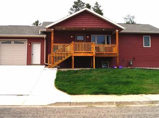 1426 3rd St NW, Mandan, ND 58554