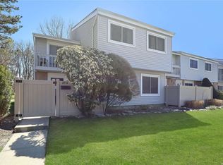 201 Springmeadow Dr UNIT A, Holbrook, NY 11741
