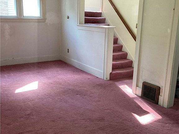 5th image of 2496 4th St