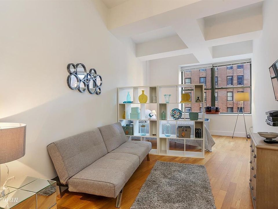 1st image of 99 John St APT 826