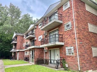 13043 S Wood St, Blue Island, IL 60406