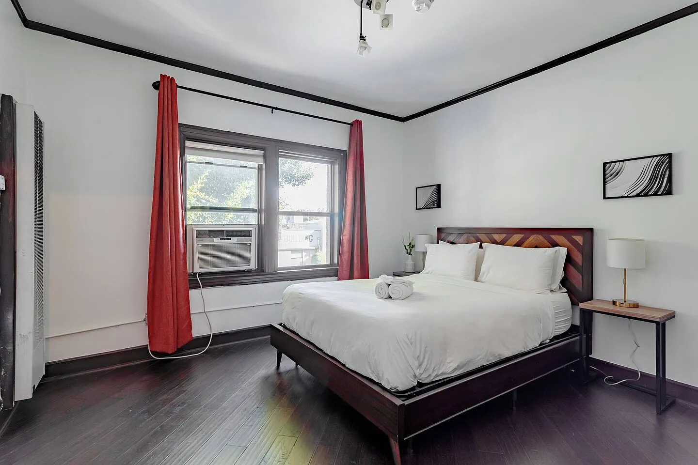 1 bed, 400 sqft, $2,685 — Photo 2