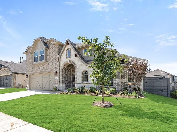 3rd image of 800 Twisted Leaf Ln