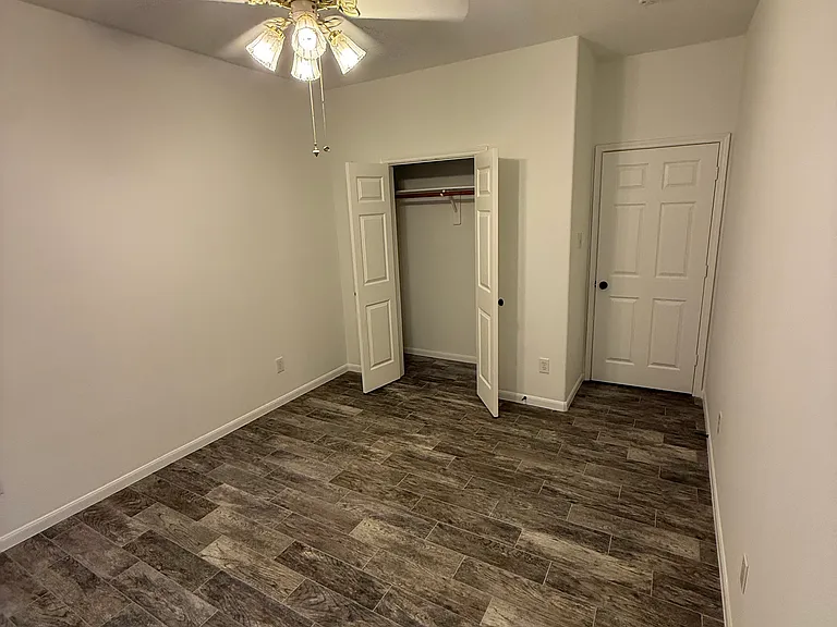 10522 Eagle Fork Ct — Photo 11
