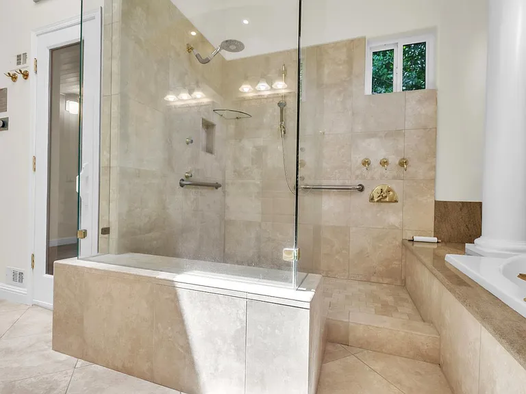 5237 Sunridge Dr — Photo 37