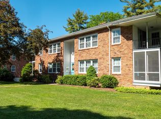 6 Village Dr APT C, Delmar, NY 12054