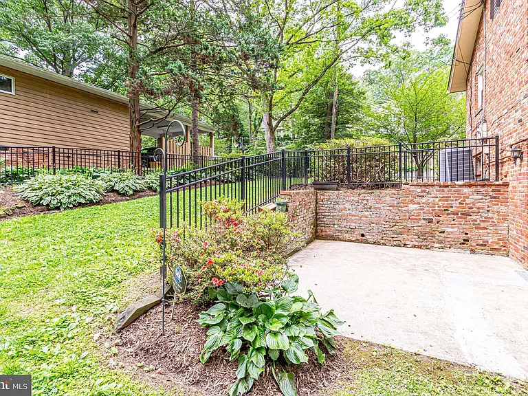 5225 Old Dominion Dr — Photo 79