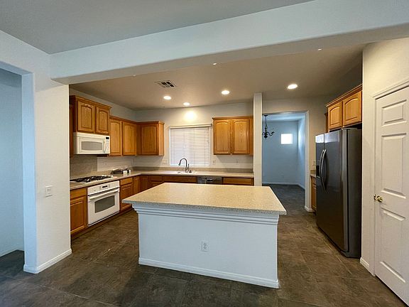 4th image of 10406 Miners Gulch Ave