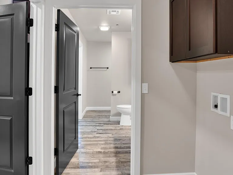 8535 Cedar Oaks Cir — Photo 13