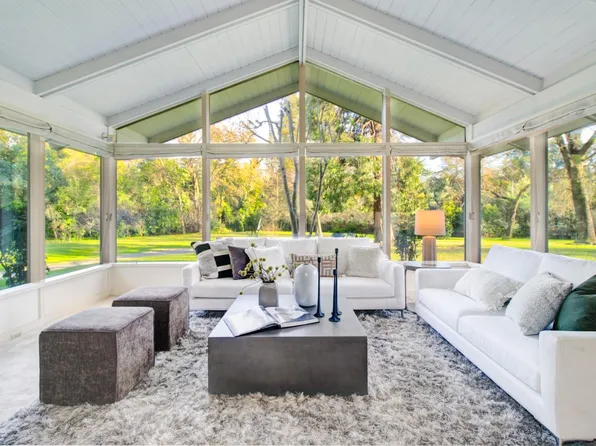 2800 Azalea Rd, Sacramento, CA 95864