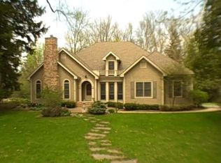 14800 Juneau Blvd, Elm Grove, WI 53122