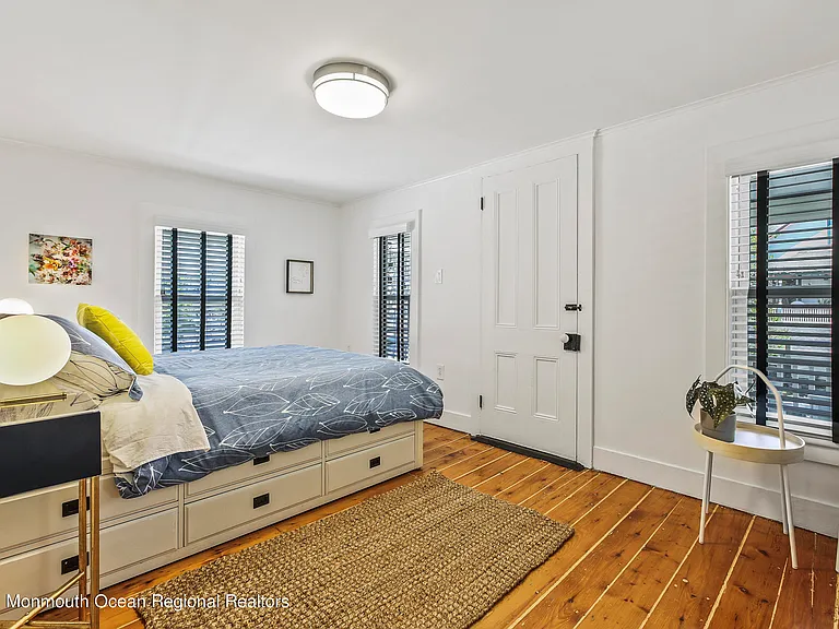 124 Heck Ave — Photo 22