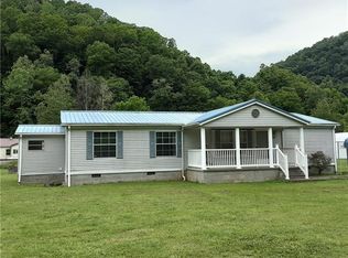 88 Dotson Ln, Madison, WV 25130