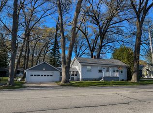 1620 Greenwood Ave, Michigan City, IN 46360