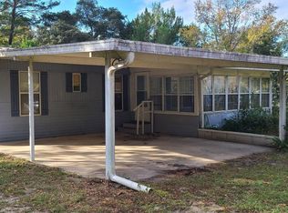 218 Sleepy Hollow Dr, Interlachen, FL 32148