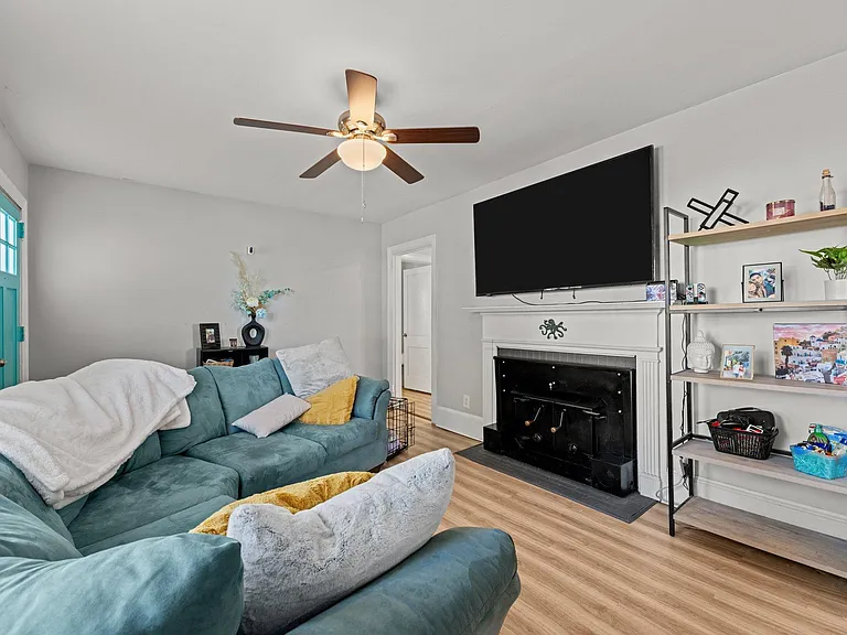 607 Watson Ave — Photo 12