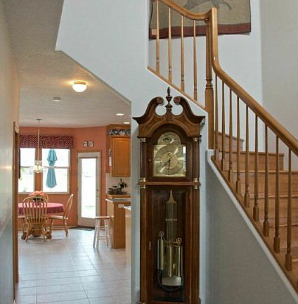 3rd image of 3010 Canberra Dr