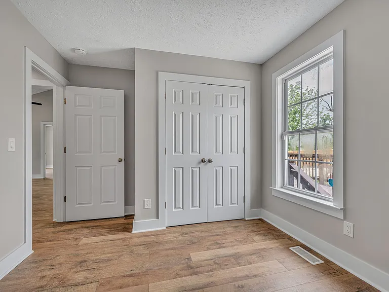 1245 Pierce Rd — Photo 26