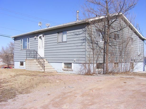 1st image of 1134 Haines Ave