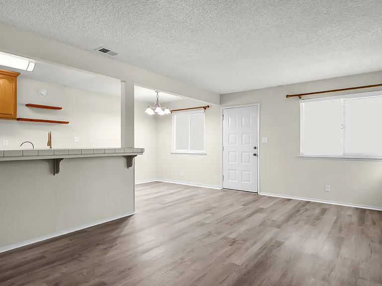2731 Bidwell St #2 — Photo 5
