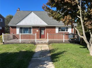 515 Crescent Boulevard Ext, Crescent, PA 15046
