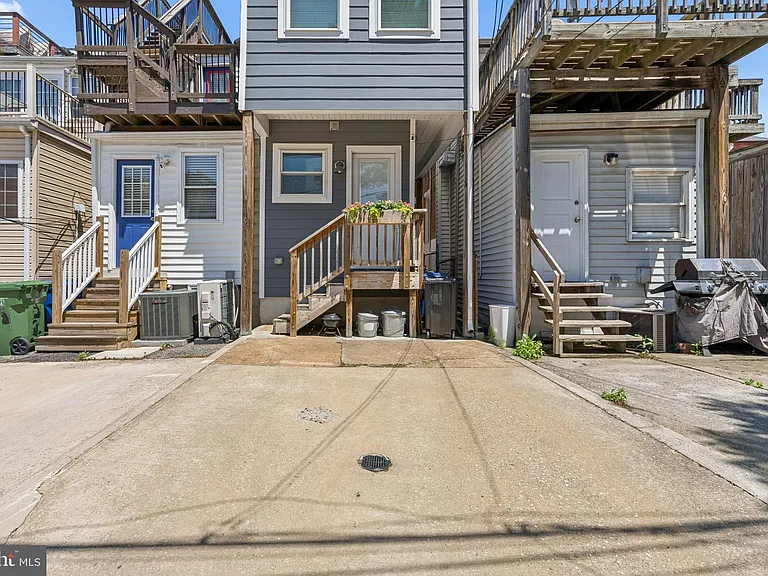 1228 Patapsco St — Photo 42