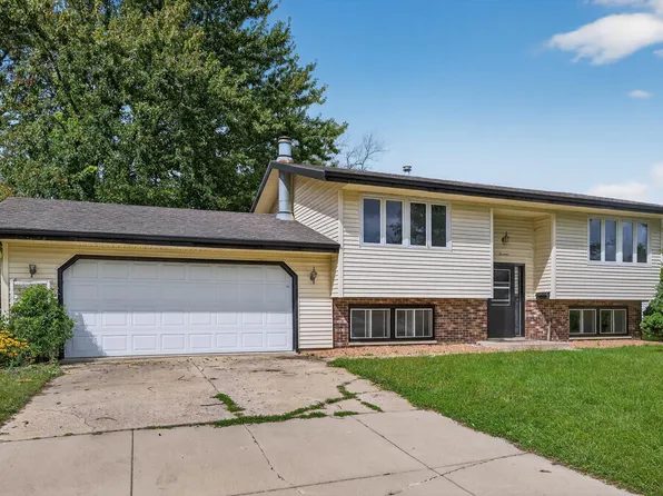 13 8th Ave NW, Kasson, MN 55944
