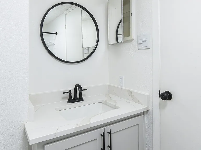 Completely Renovated One Bedroom Bathroom