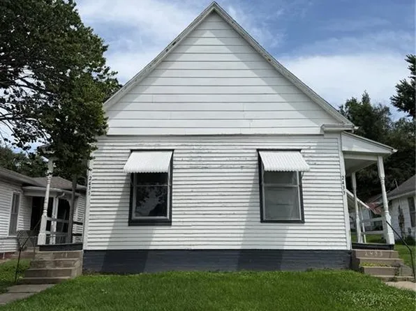 2431-33 S 11th St, Saint Joseph, MO 64503